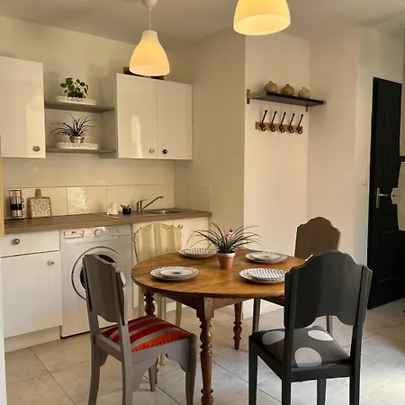 Petite Pause A * بوفيه